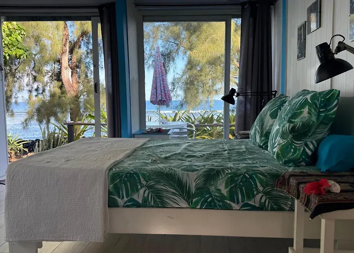 Bungalow Vue Lagon 180 Degre, La Maison Bleue